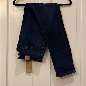 Levi’s 311 Shaping Skinny
